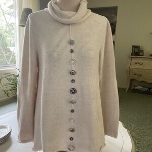 PURE off-white sweater, size M